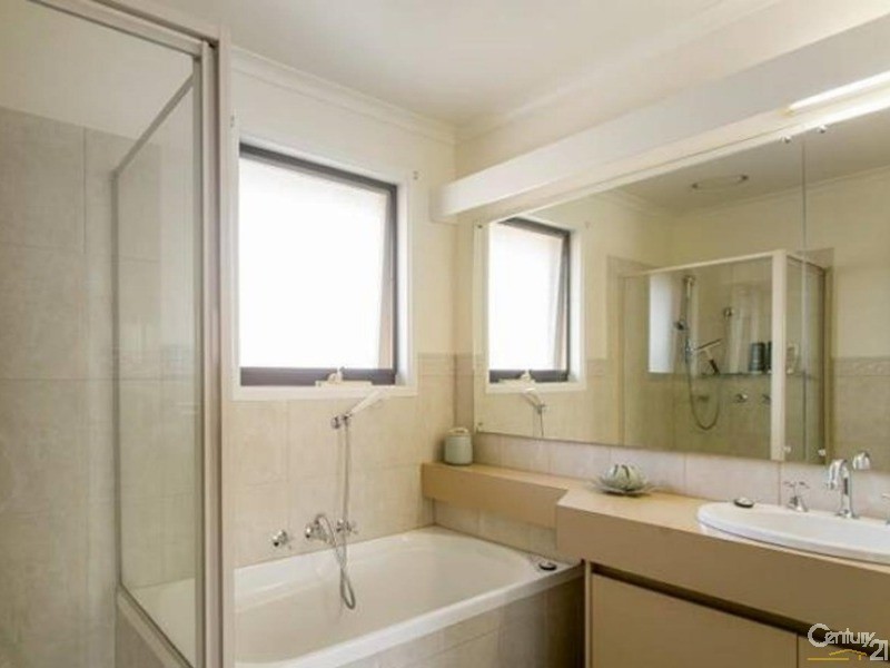 5 Rochell Court, Clarinda VIC 3169