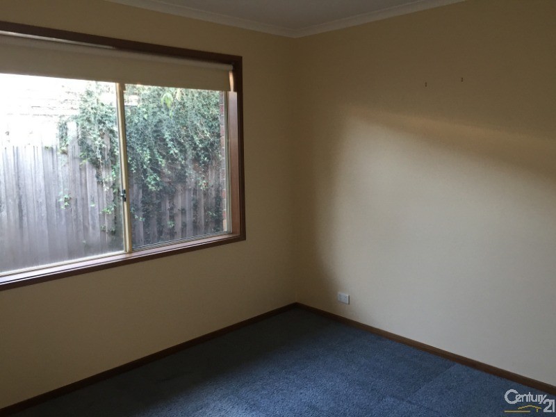 11 Madeleine Court, Somerville VIC 3912