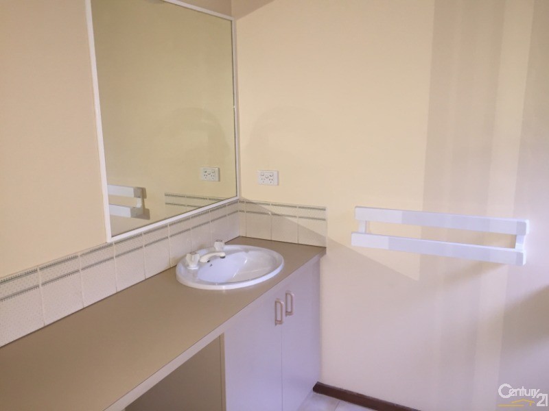 11 Madeleine Court, Somerville VIC 3912