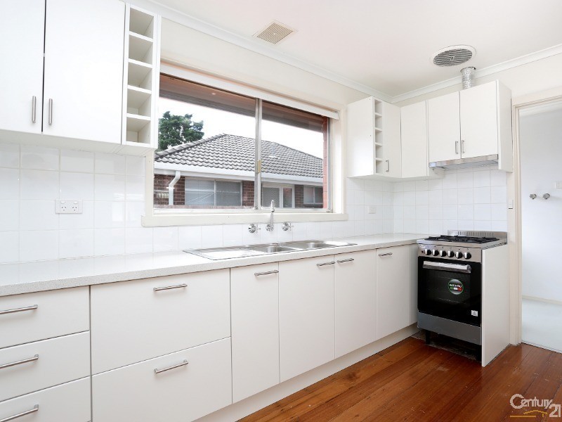 4/3 Leopold Ave, Springvale South VIC 3172