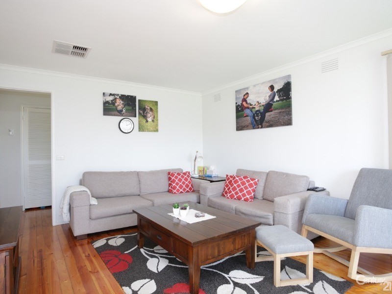 14 Stephens Close, Endeavour Hills VIC 3802