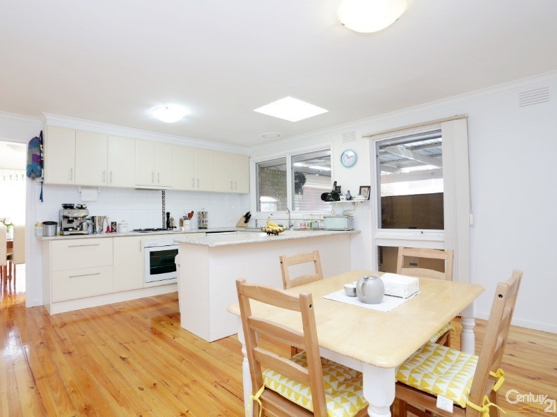 14 Stephens Close, Endeavour Hills VIC 3802