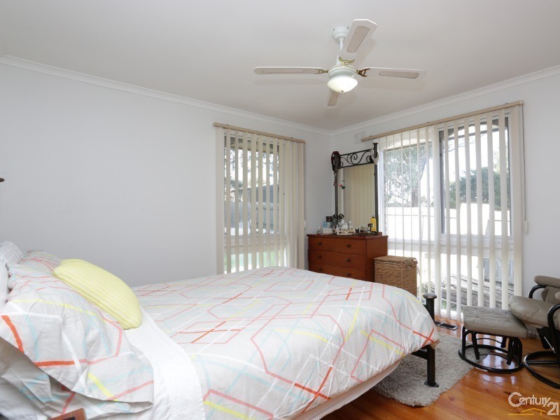 14 Stephens Close, Endeavour Hills VIC 3802