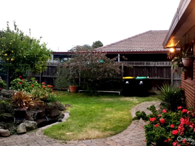 2 Sherie Court, Keysborough VIC 3173