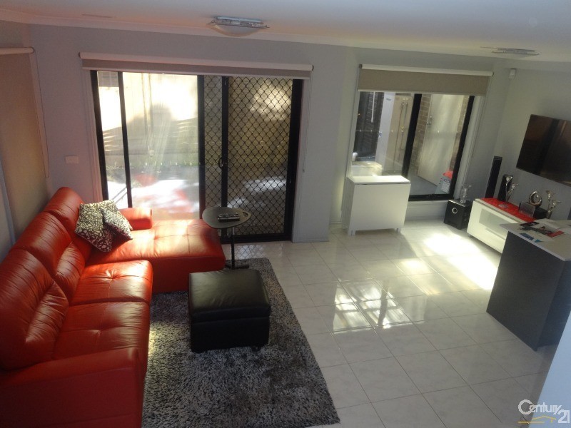 1/25 Dunblane Road, Noble Park VIC 3174