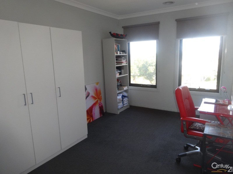 1/25 Dunblane Road, Noble Park VIC 3174