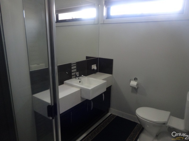 1/25 Dunblane Road, Noble Park VIC 3174