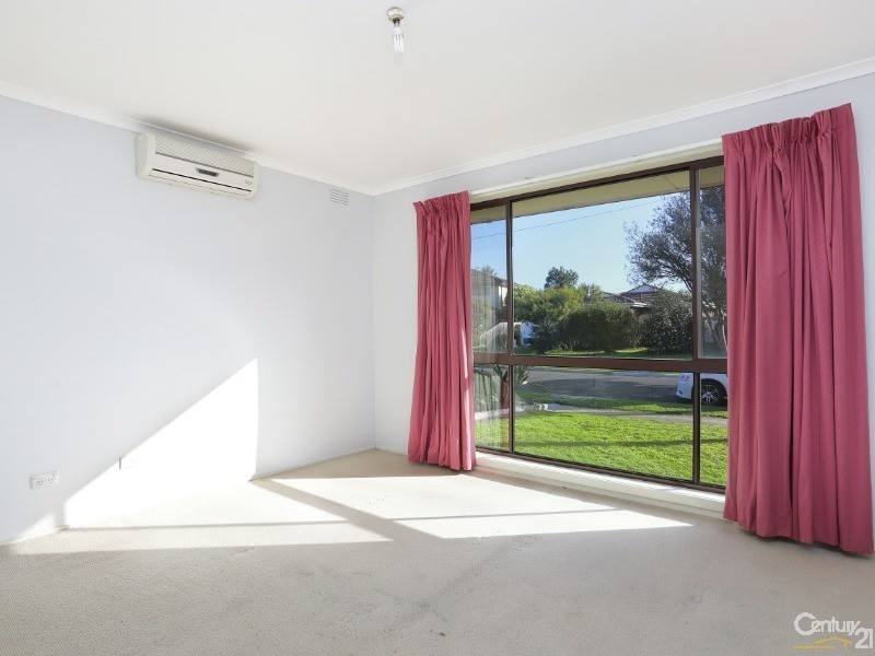 7 Shady Place, Noble Park VIC 3174