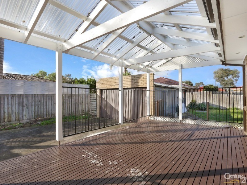 7 Shady Place, Noble Park VIC 3174