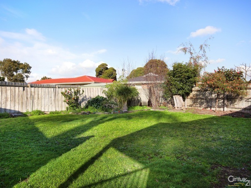7 Shady Place, Noble Park VIC 3174