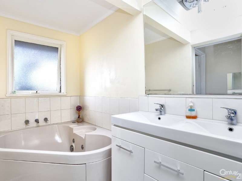 3 Hayes Court, Dandenong North VIC 3175