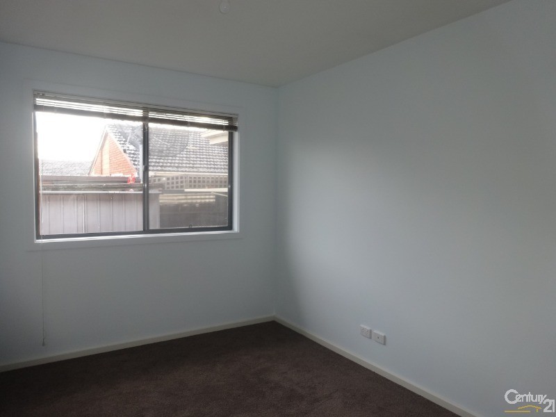 2/43 Paterson Road, Springvale South VIC 3172