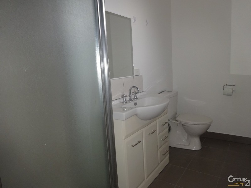 2/43 Paterson Road, Springvale South VIC 3172