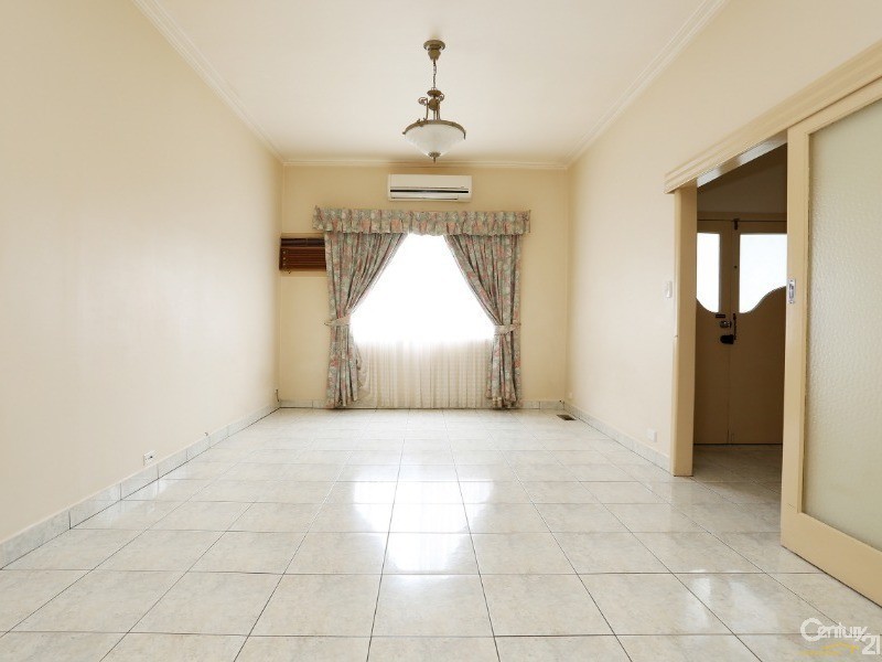 92 Liege Avenue, Noble Park VIC 3174