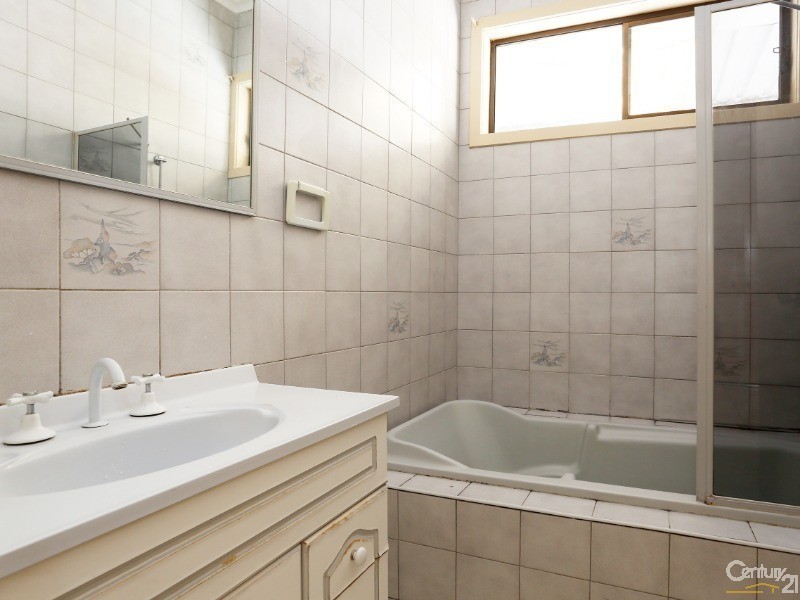 92 Liege Avenue, Noble Park VIC 3174