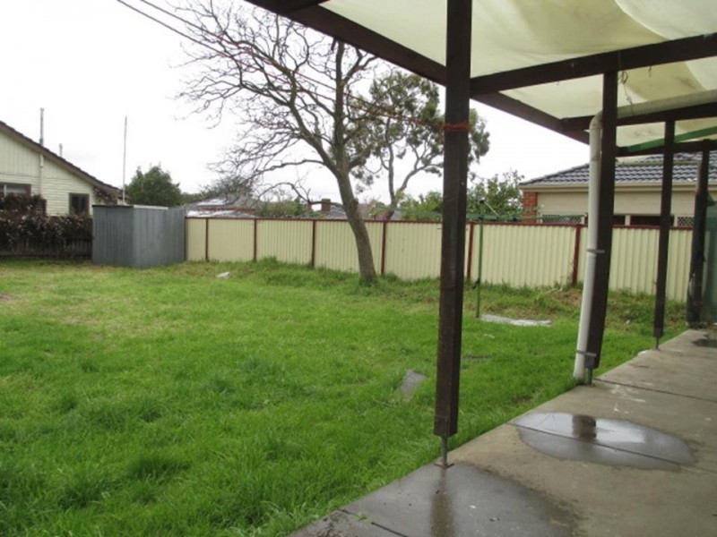 37 Osborne Avenue, Springvale VIC 3171