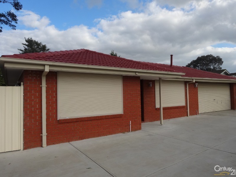 77 Nettle Drive, Hallam VIC 3803