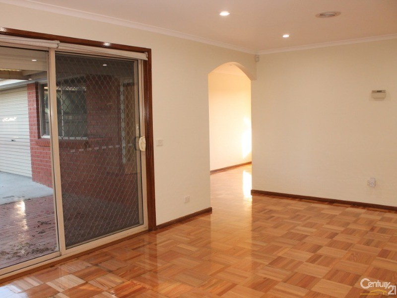 77 Nettle Drive, Hallam VIC 3803