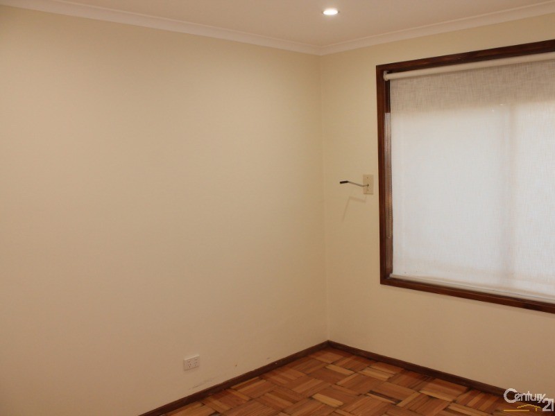 77 Nettle Drive, Hallam VIC 3803