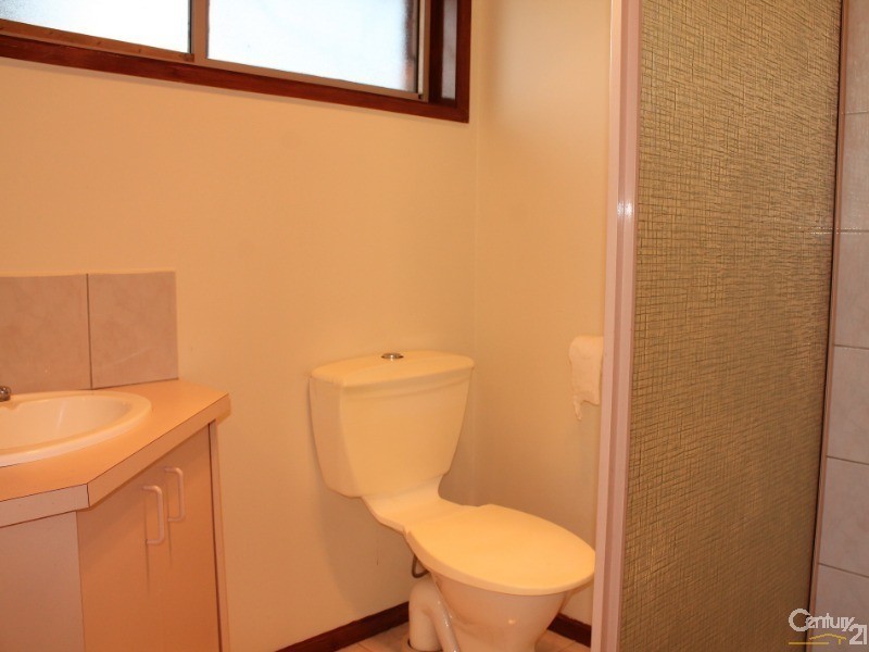 77 Nettle Drive, Hallam VIC 3803