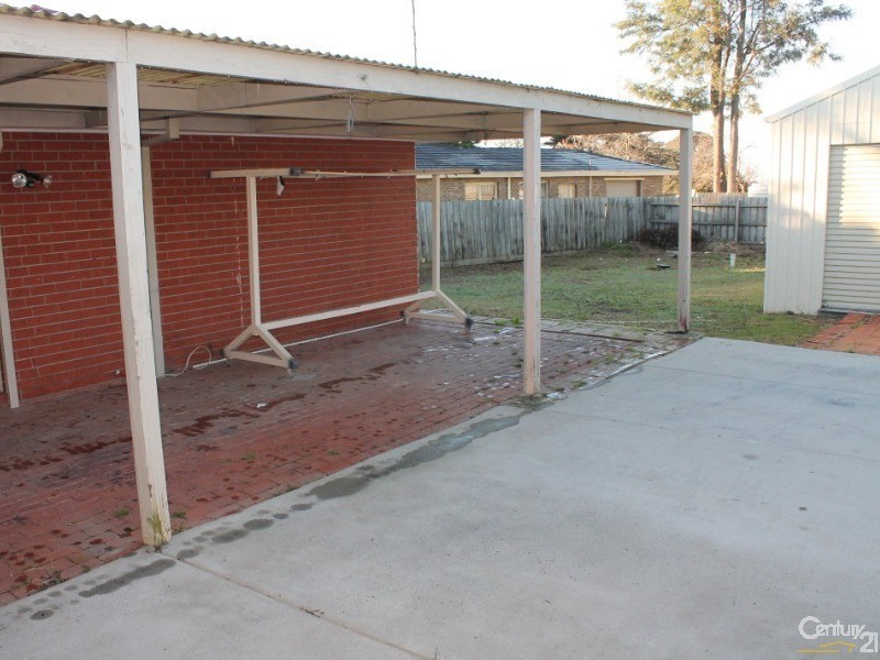 77 Nettle Drive, Hallam VIC 3803