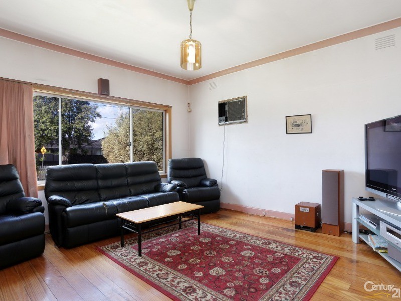 84 Liege Ave, Noble Park VIC 3174