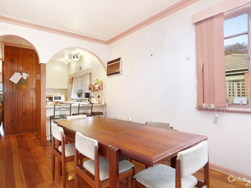 84 Liege Ave, Noble Park VIC 3174