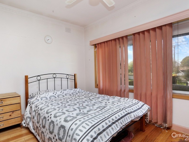 84 Liege Ave, Noble Park VIC 3174