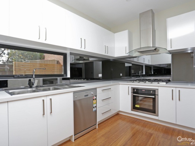 15 Henry Street, Noble Park VIC 3174