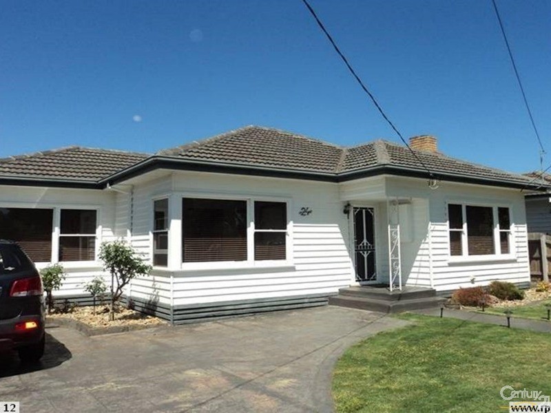 24 Lee Avenue, Springvale VIC 3171