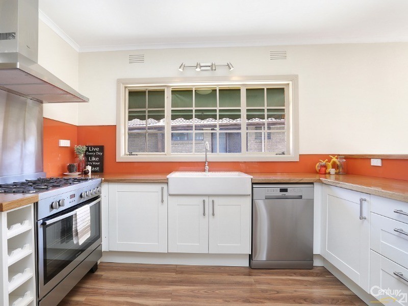 31 Hampton Drive, Hampton Park VIC 3976