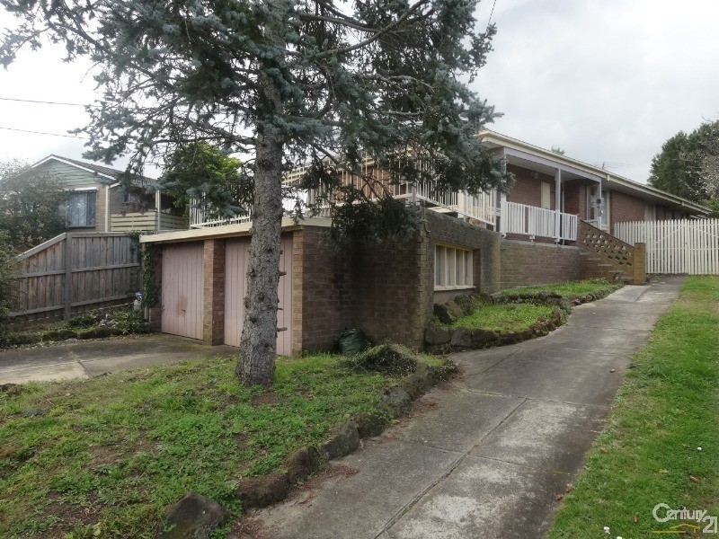 6 McKay Court, Dandenong North VIC 3175