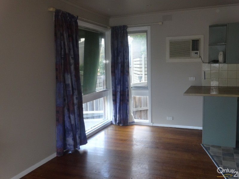 6 McKay Court, Dandenong North VIC 3175