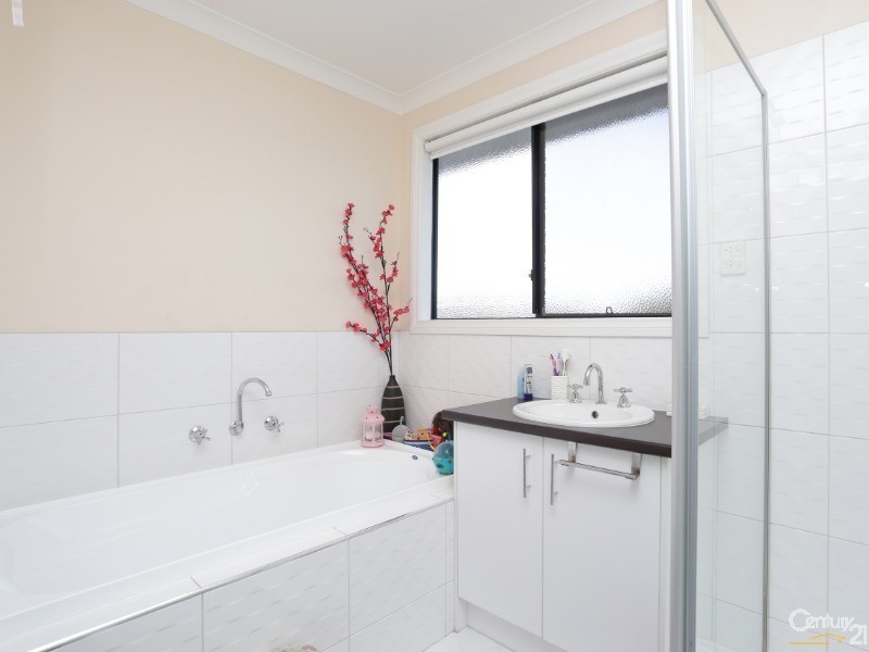 2/75 Athol Road, Springvale South VIC 3172