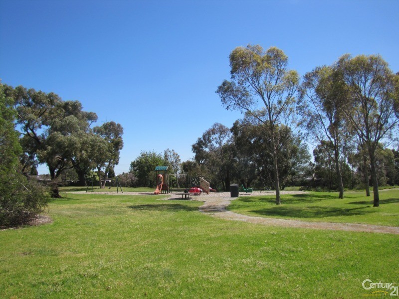 90 Illawarra Crescent, Dandenong North VIC 3175