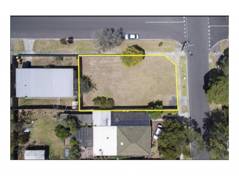 99 Kananook Ave, Seaford VIC 3198