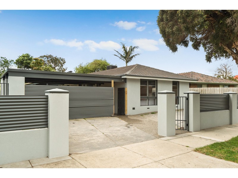 13 Ashworth Drive, Seaford VIC 3198