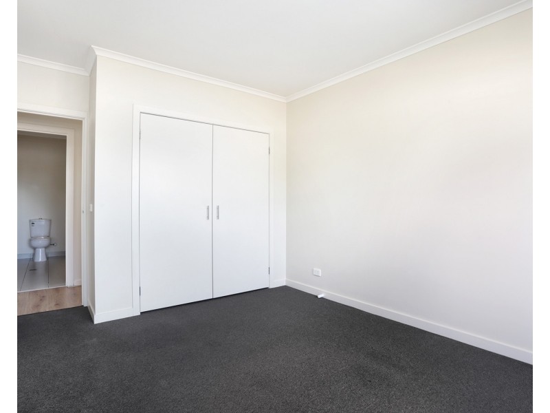 5/61 – 63 Clow Street, Dandenong VIC 3175
