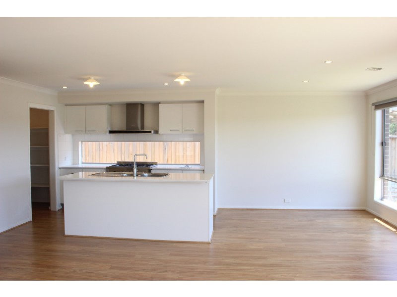 46 Dahlia Crescent, Keysborough VIC 3173