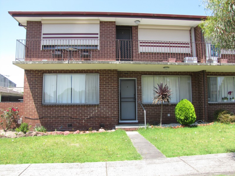 2/33 Gladstone Road, Dandenong VIC 3175