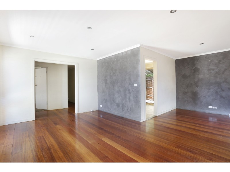 21 Frognal Drive, Noble Park North VIC 3174