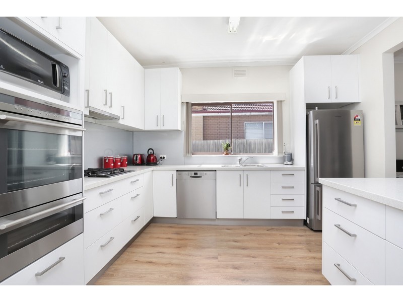 33 Callander Road, Noble Park VIC 3174