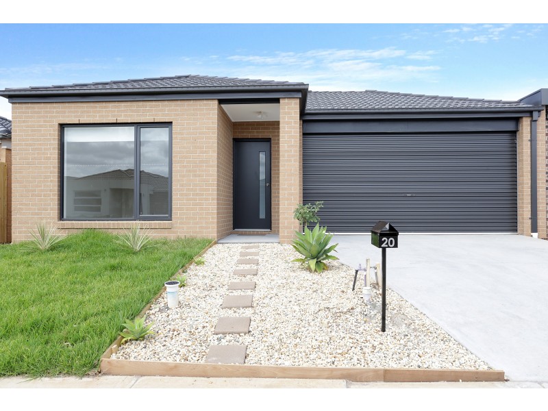 20 Chevrolet Road, Cranbourne East VIC 3977