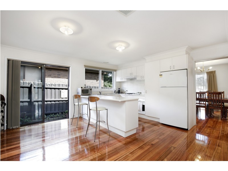 69 James Cook Drive, Endeavour Hills VIC 3802