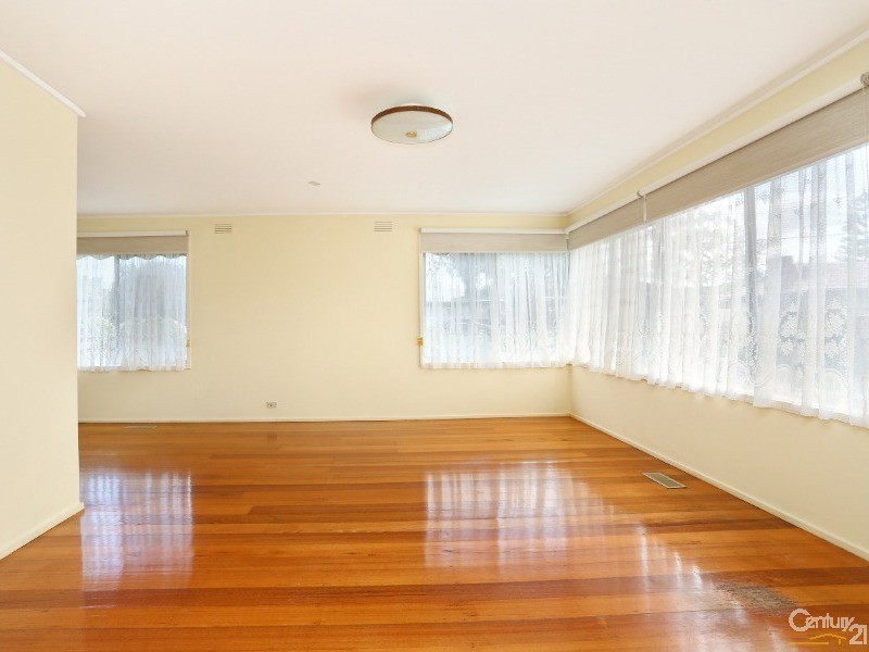 2 Whitehaven Crescent, Mulgrave VIC 3170