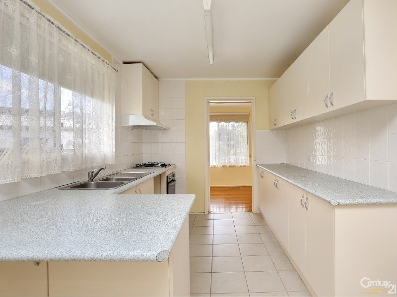 2 Whitehaven Crescent, Mulgrave VIC 3170