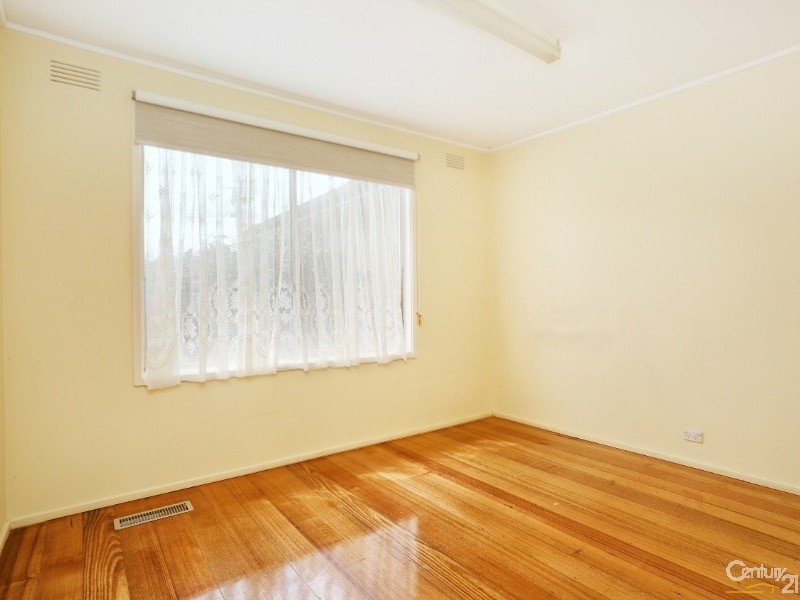 2 Whitehaven Crescent, Mulgrave VIC 3170