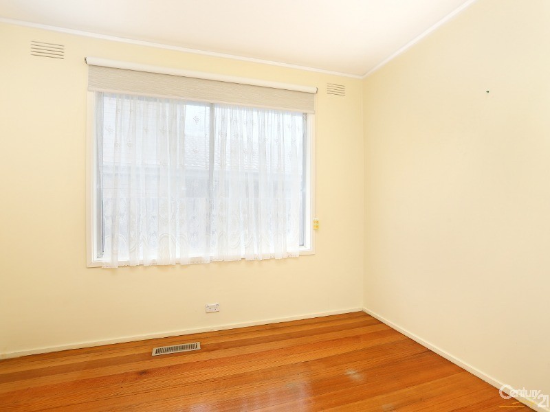 2 Whitehaven Crescent, Mulgrave VIC 3170