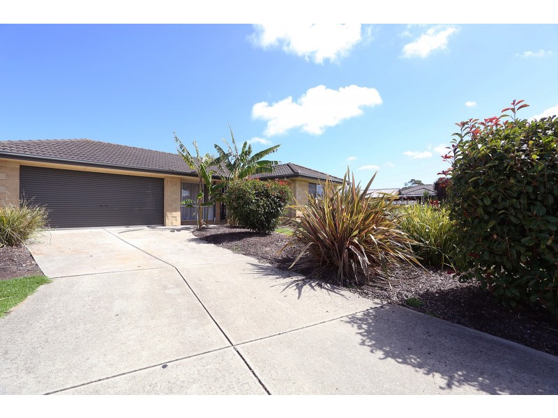 49 Amberley Drive, Mount Martha VIC 3934