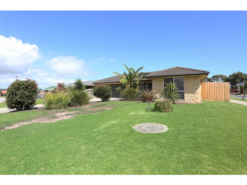 49 Amberley Drive, Mount Martha VIC 3934